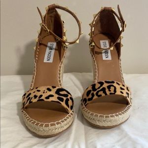 Steve Madden McKenna Leopard wedges size 6